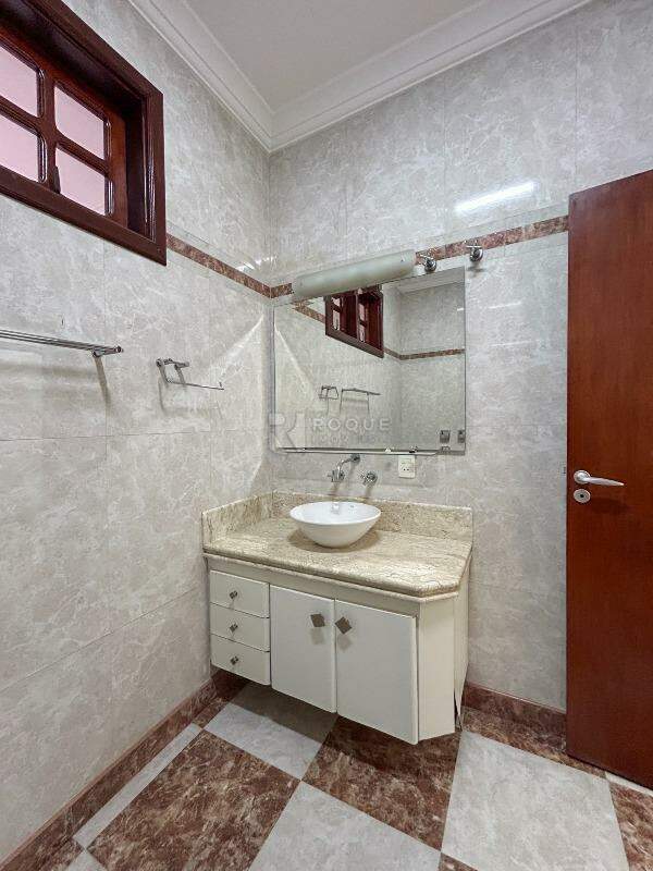 Casa em condomínio para aluguel no bairro Jardim Parque Avenida: WC social 