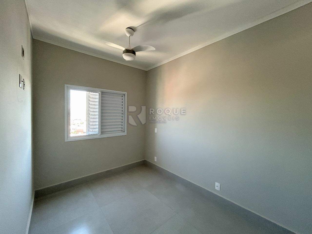 Apartamento para aluguel no bairro Jardim Santa Adélia: Dormitório 2 suíte 