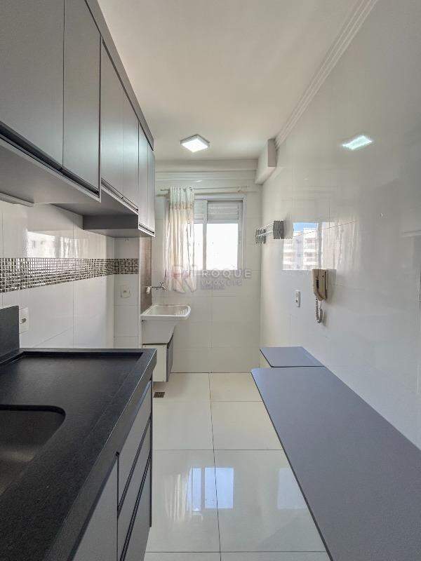 Apartamento para aluguel no bairro Jardim Parque Novo Mundo: Cozinha