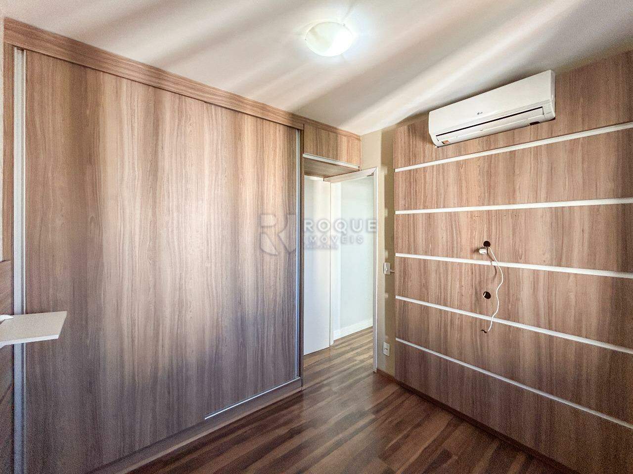 Apartamento para aluguel no bairro Jardim Parque Novo Mundo: Dormitório 1