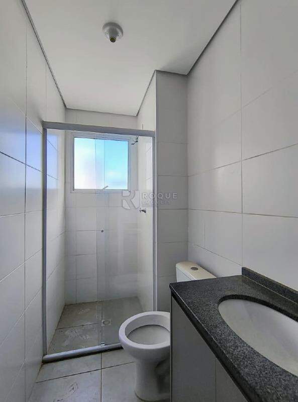 Apartamento para aluguel no bairro Chácaras Antonieta: Wc social