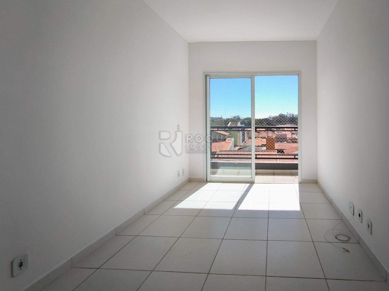 Apartamento à venda no bairro Parque Egisto Ragazzo: SALA DE ESTAR