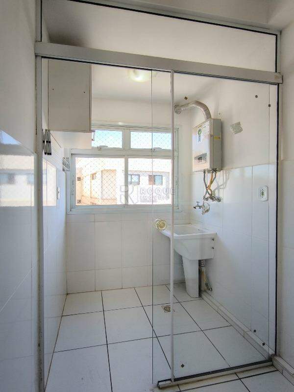 Apartamento à venda no bairro Parque Egisto Ragazzo: ÁREA DE SERVIÇO