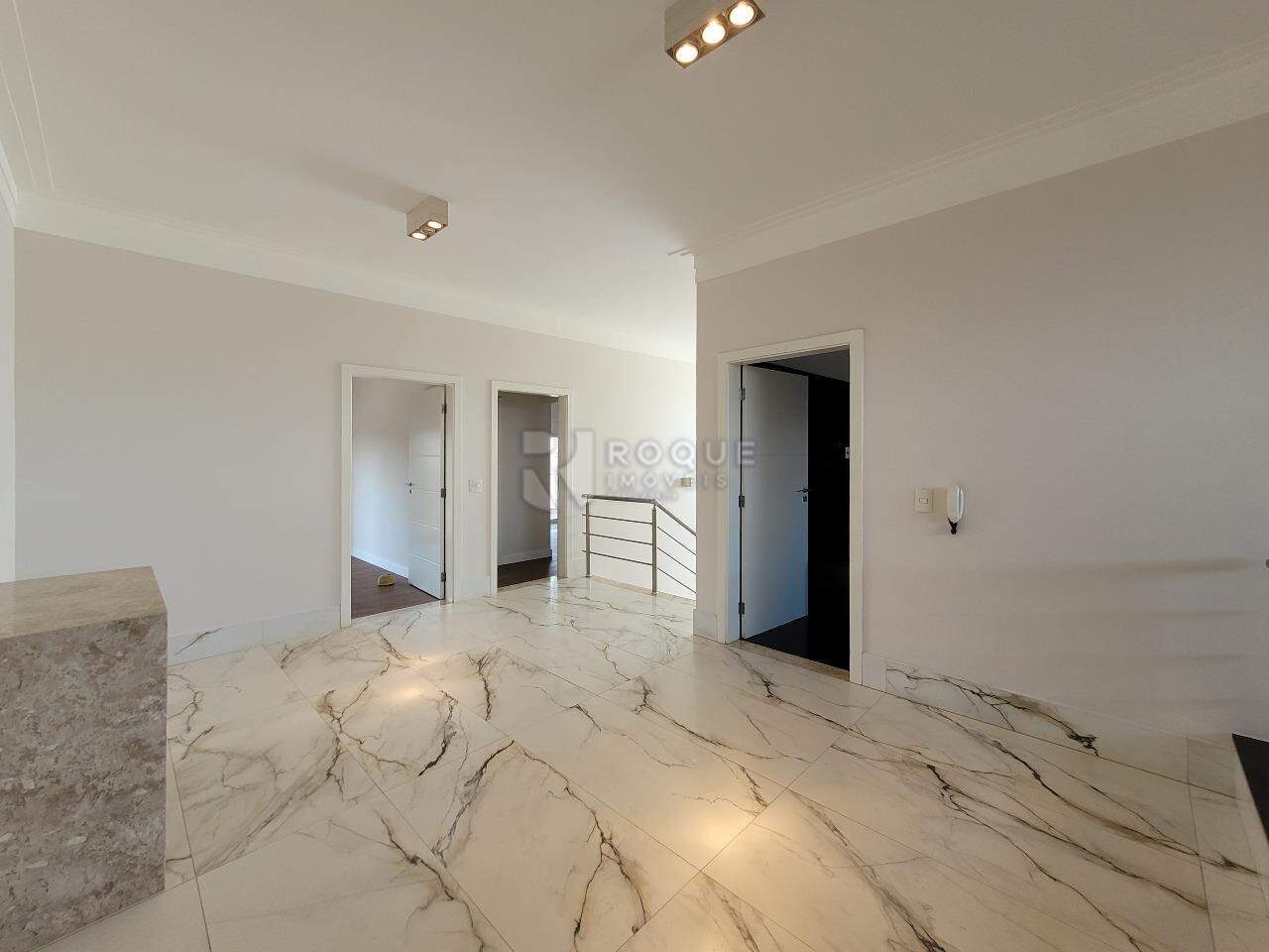 Casa em condomínio à venda no bairro Residencial Ilha de Bali: Hall Superior