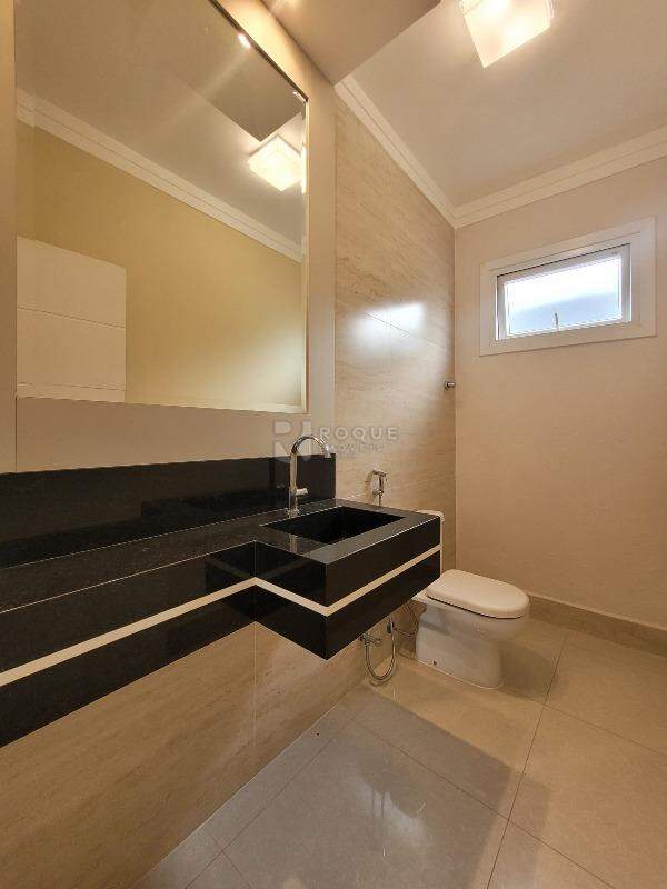 Casa em condomínio à venda no bairro Residencial Ilha de Bali: Lavabo