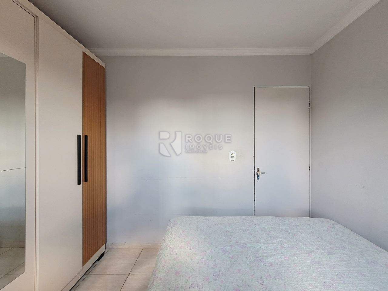 Apartamento à venda no bairro Parque Residencial Abílio Pedro: Dormitório 2