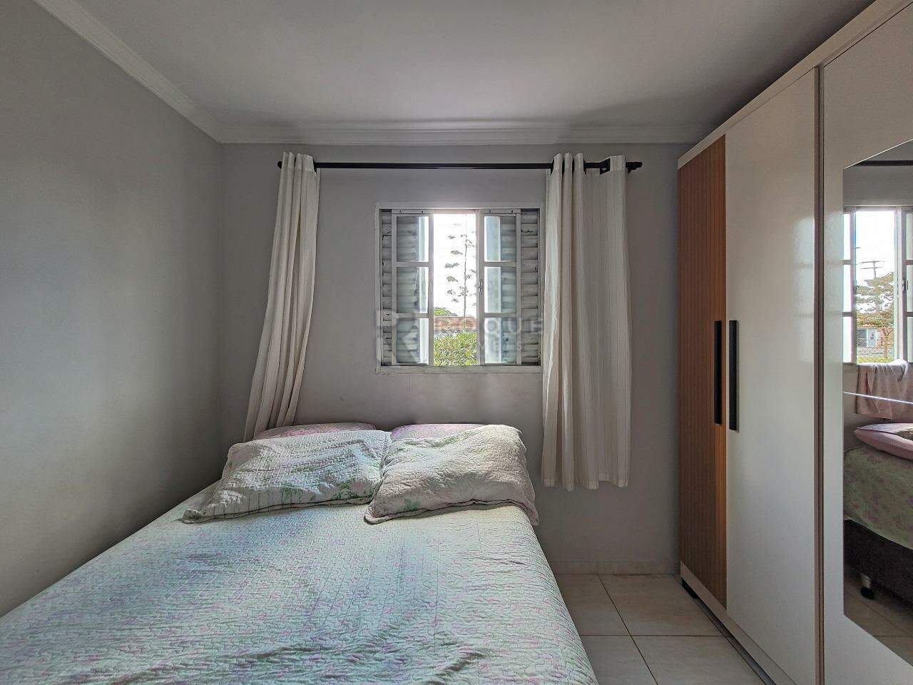 Apartamento à venda no bairro Parque Residencial Abílio Pedro: Dormitório 2