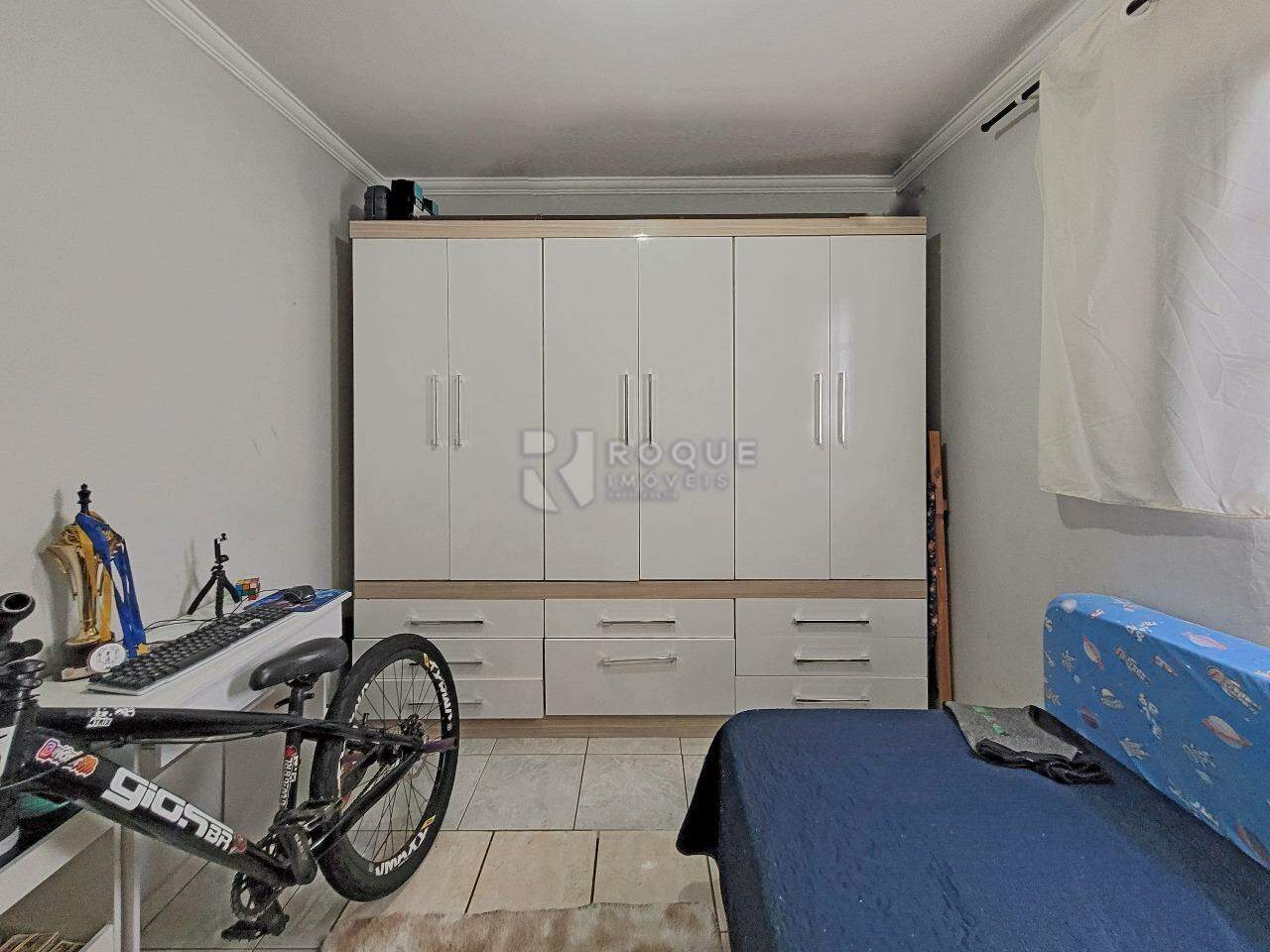 Apartamento à venda no bairro Parque Residencial Abílio Pedro: Dormitório 1