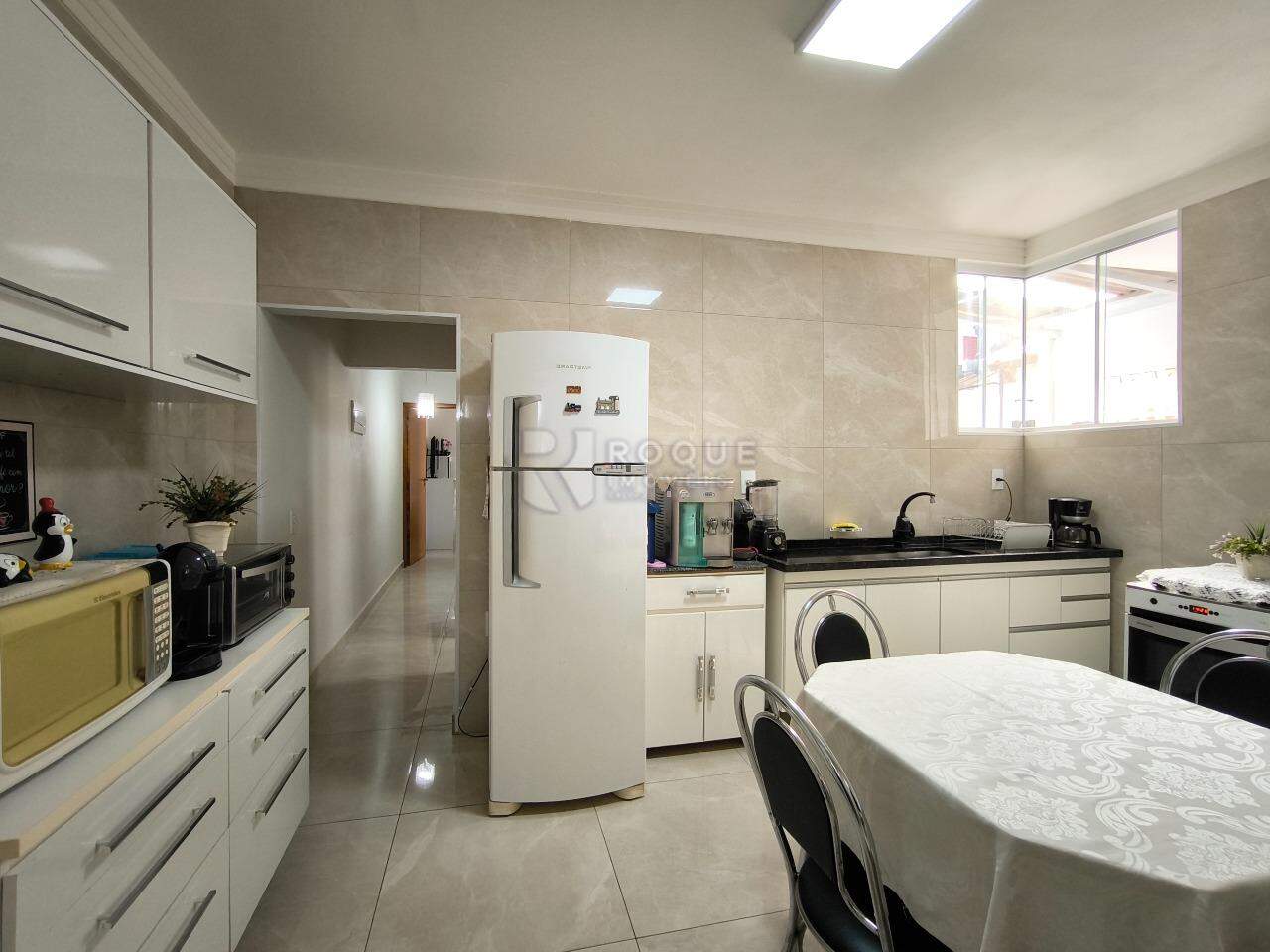 Casa Residencial à venda no bairro Vila São João: COZINHA