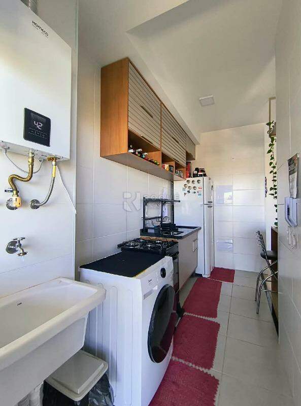 Apartamento para aluguel no bairro Jardim Santa Adélia: Lavanderia