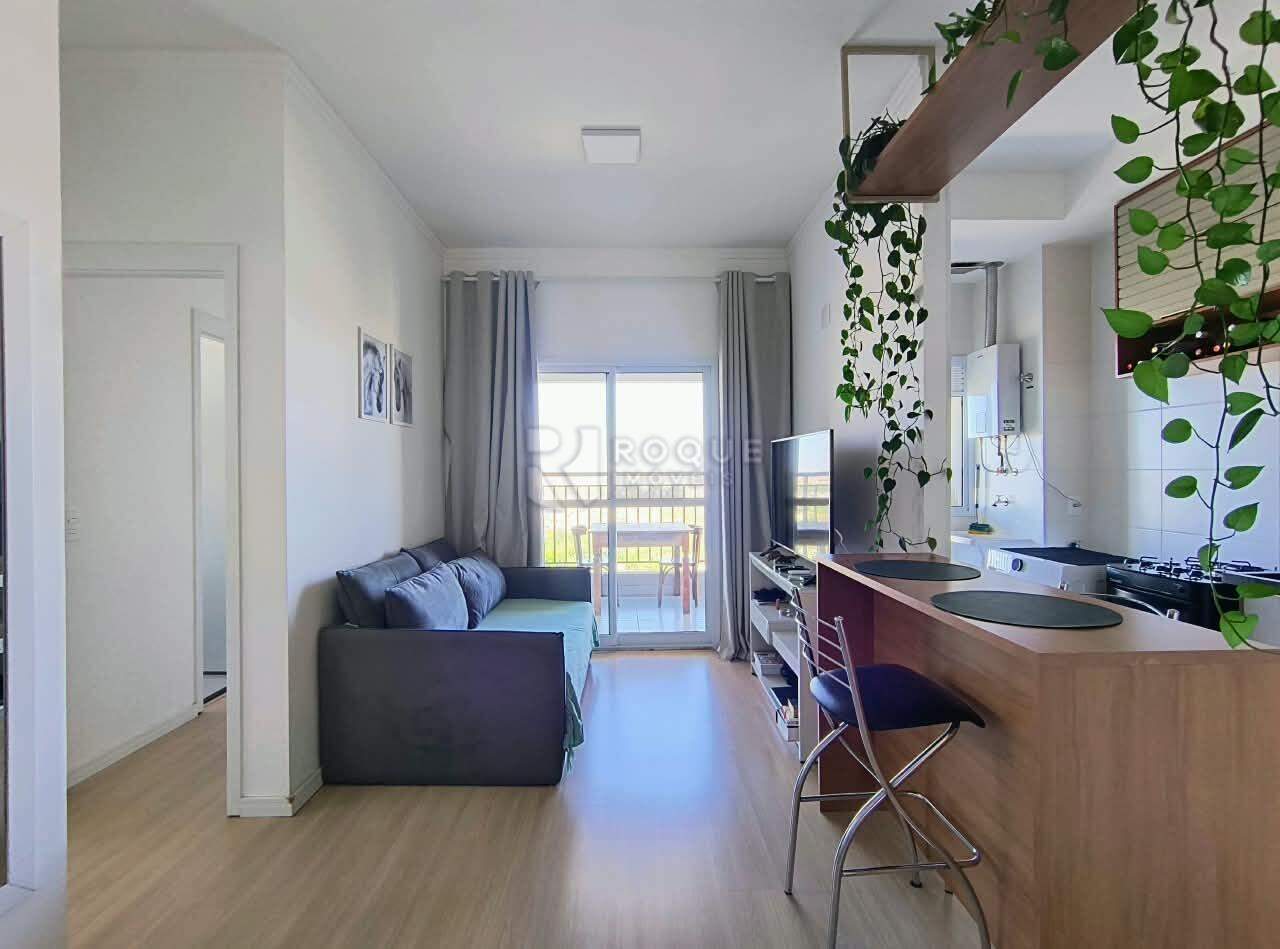 Apartamento para aluguel no bairro Jardim Santa Adélia: Sala