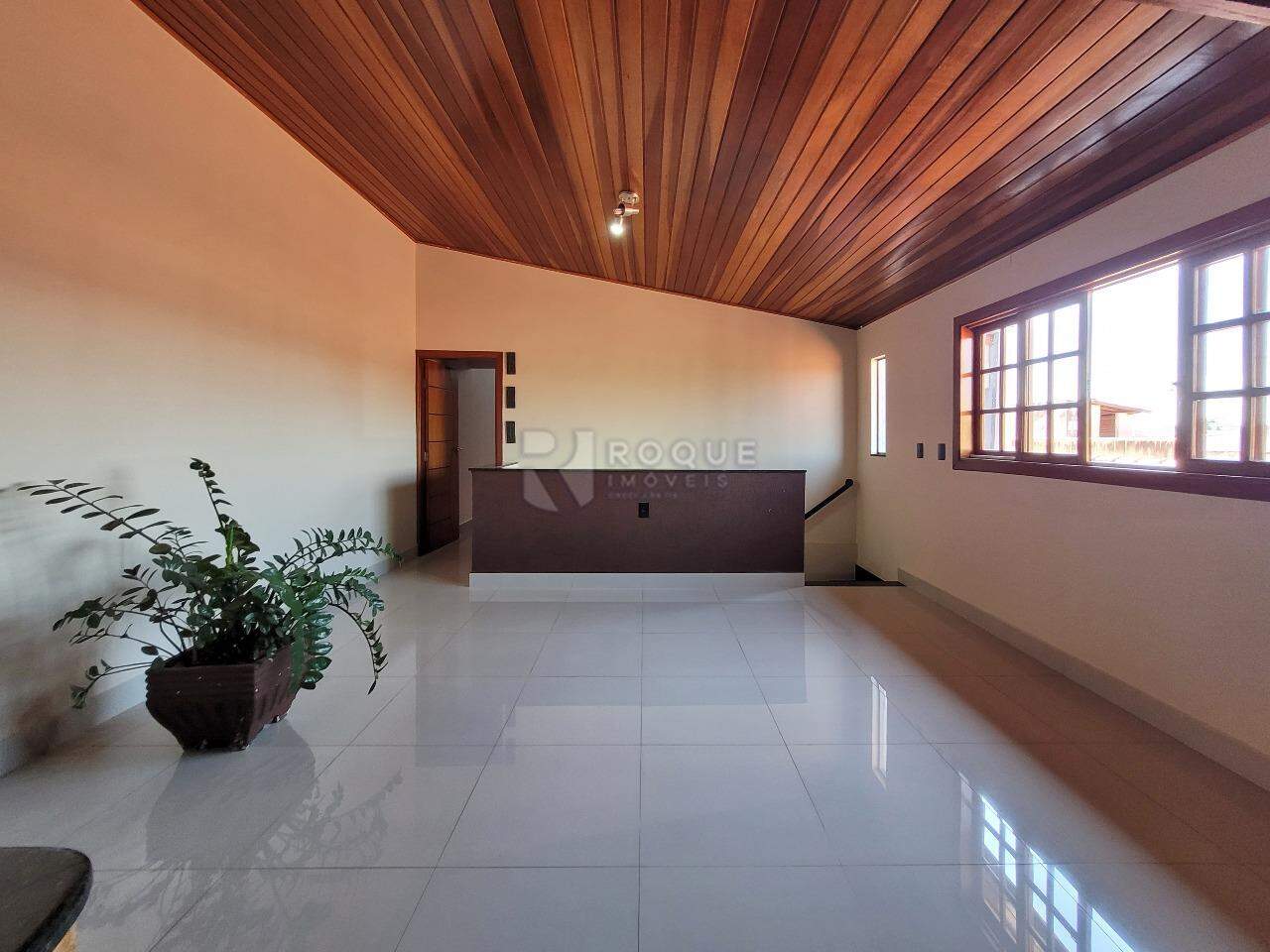 Casa Residencial à venda no bairro Jardim São Lourenço: Hall segundo andar