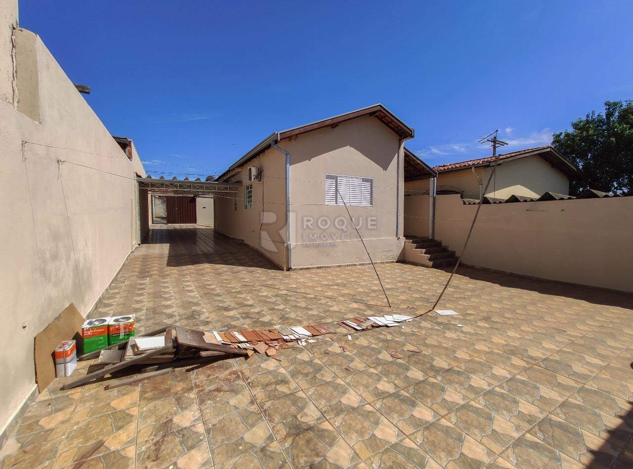 Casa Residencial à venda no bairro Jardim Nova Suiça: Fundo 