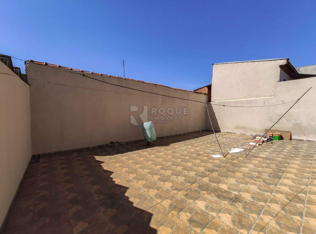 Casa Residencial à venda no bairro Jardim Nova Suiça: Fundo 