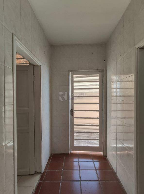 Casa Residencial à venda no bairro Jardim Nova Suiça: Hall 