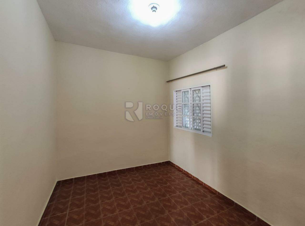 Casa Residencial à venda no bairro Jardim Nova Suiça: Dormitório 2