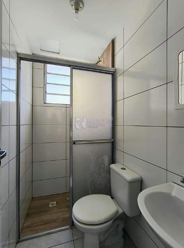 Apartamento para aluguel no bairro Residencial Villa do Sol: Wc social