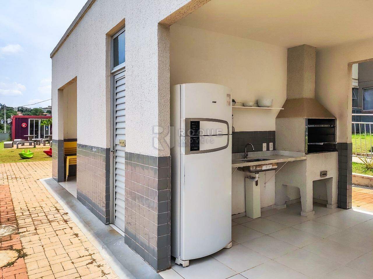 Apartamento à venda no bairro Parque Hippolyto: CHURRASQUEIRA