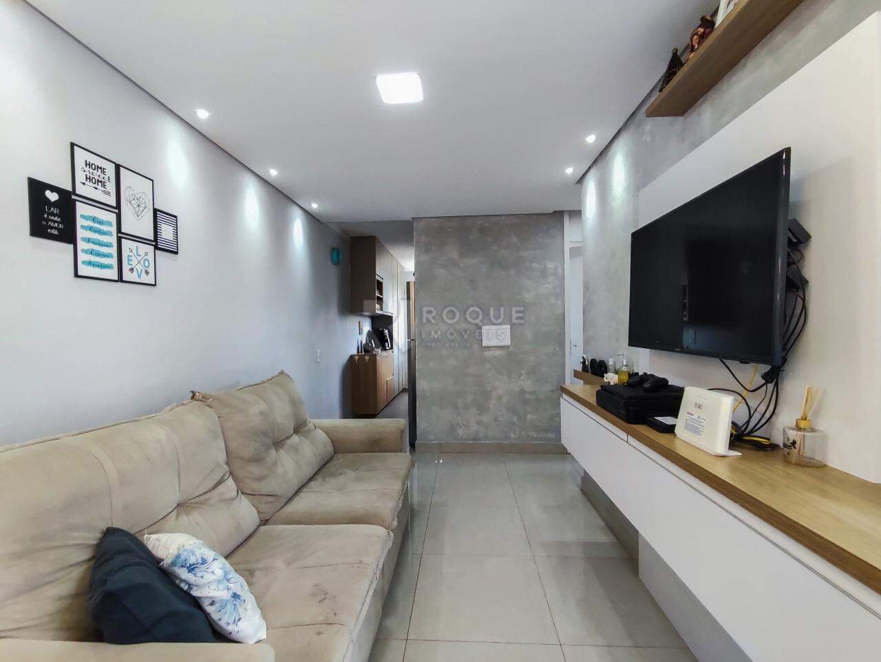 Apartamento à venda no bairro Parque Hippolyto: SALA DE TV