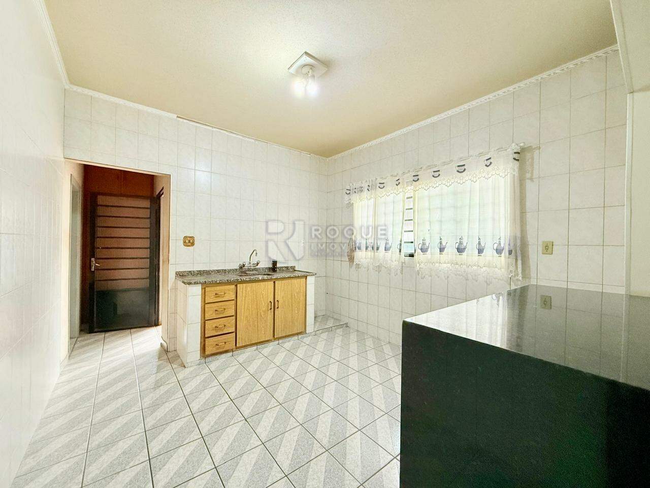 Casa Residencial para aluguel no bairro Vila da Glória: Cozinha