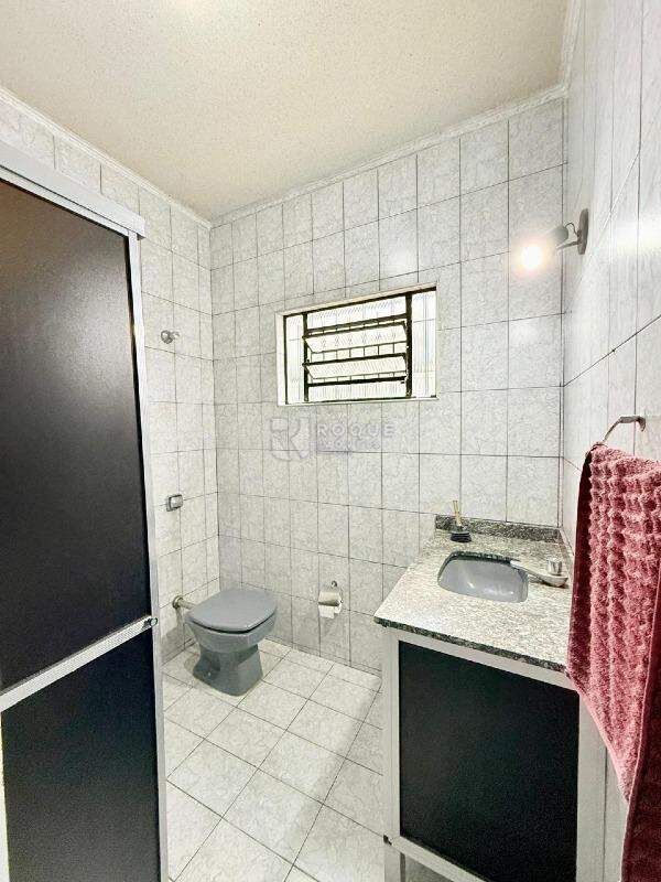 Casa Residencial para aluguel no bairro Vila da Glória: Wc Social