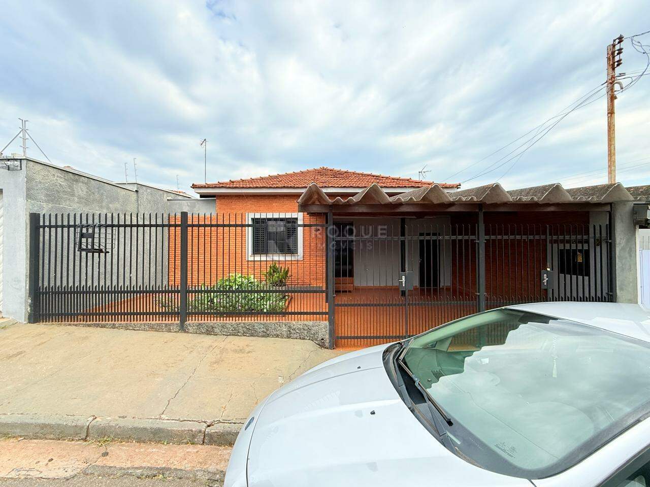 Casa Residencial para aluguel no bairro Vila da Glória: Fachada