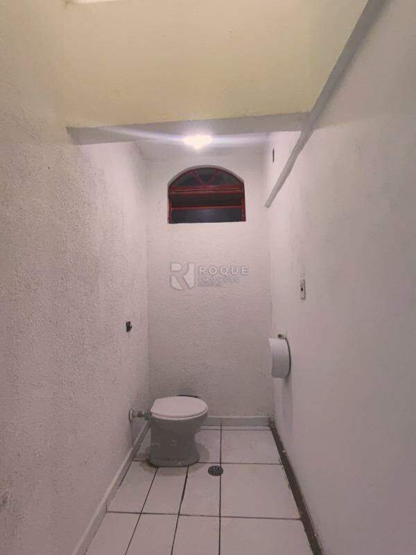 Salão para aluguel no bairro Parque Hippolyto: WC 3