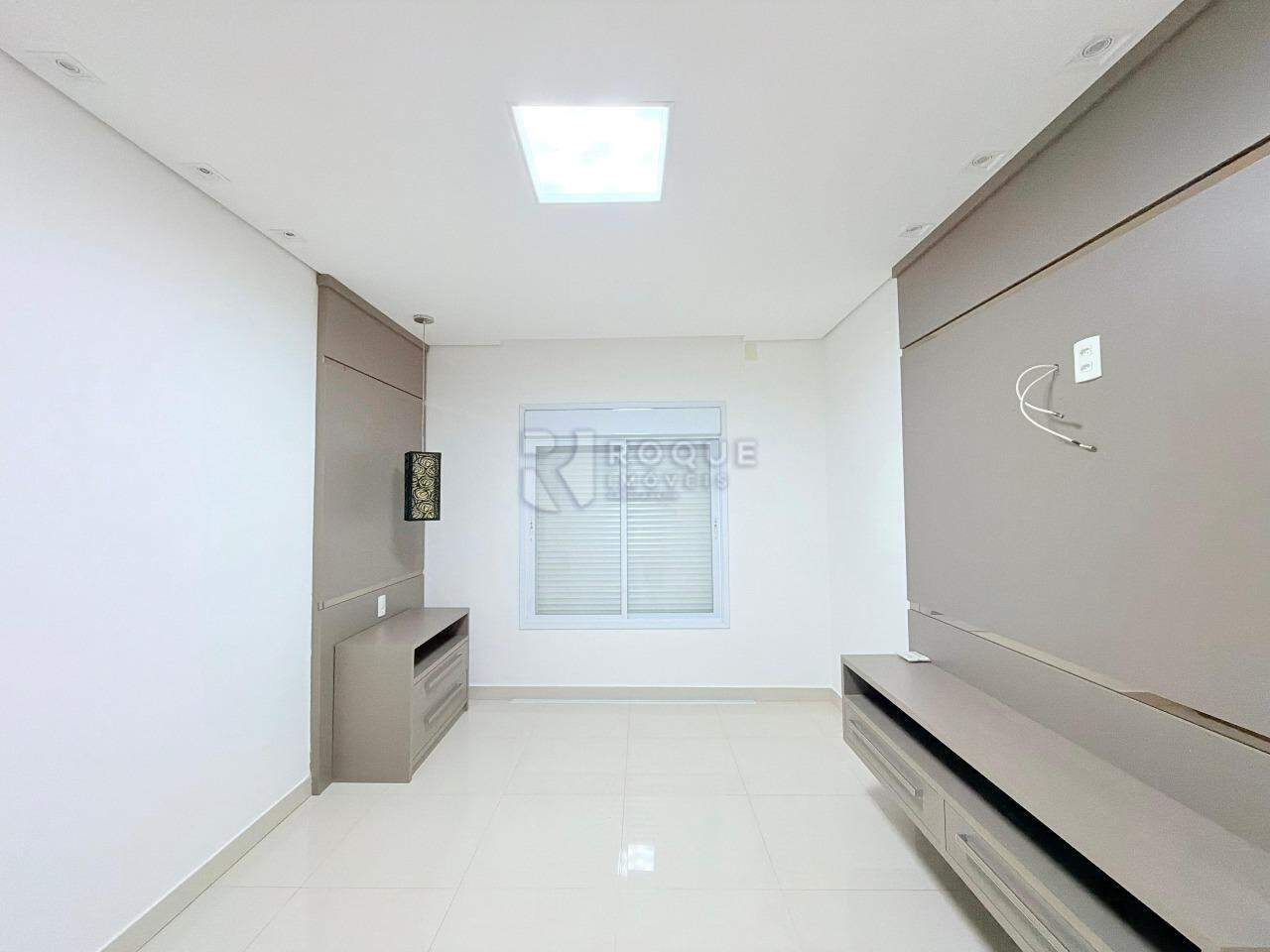 Casa Residencial para aluguel no bairro Jardim Porto Real: Suíte