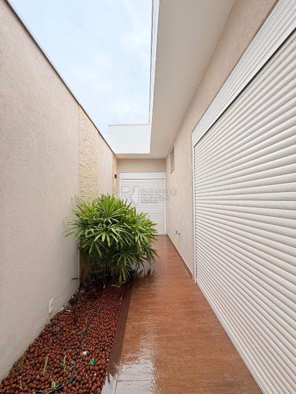 Casa Residencial para aluguel no bairro Jardim Porto Real: Jardim de Inverno