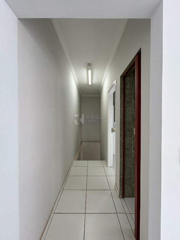 Salas/Conjuntos para aluguel no bairro Jardim Vista Alegre: Hall segundo andar 