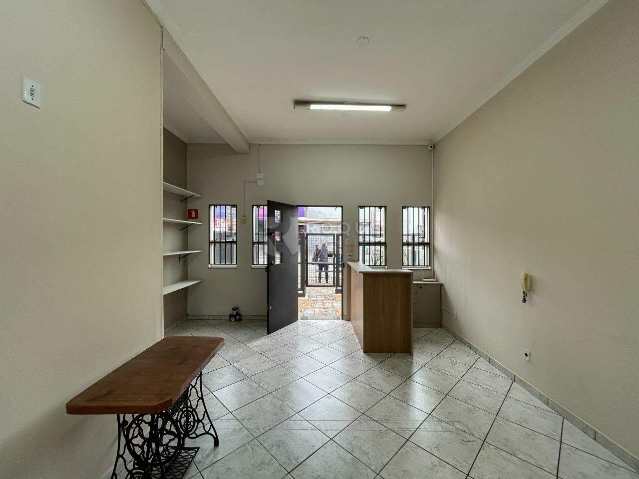 Salas/Conjuntos para aluguel no bairro Jardim Vista Alegre: Sala 1