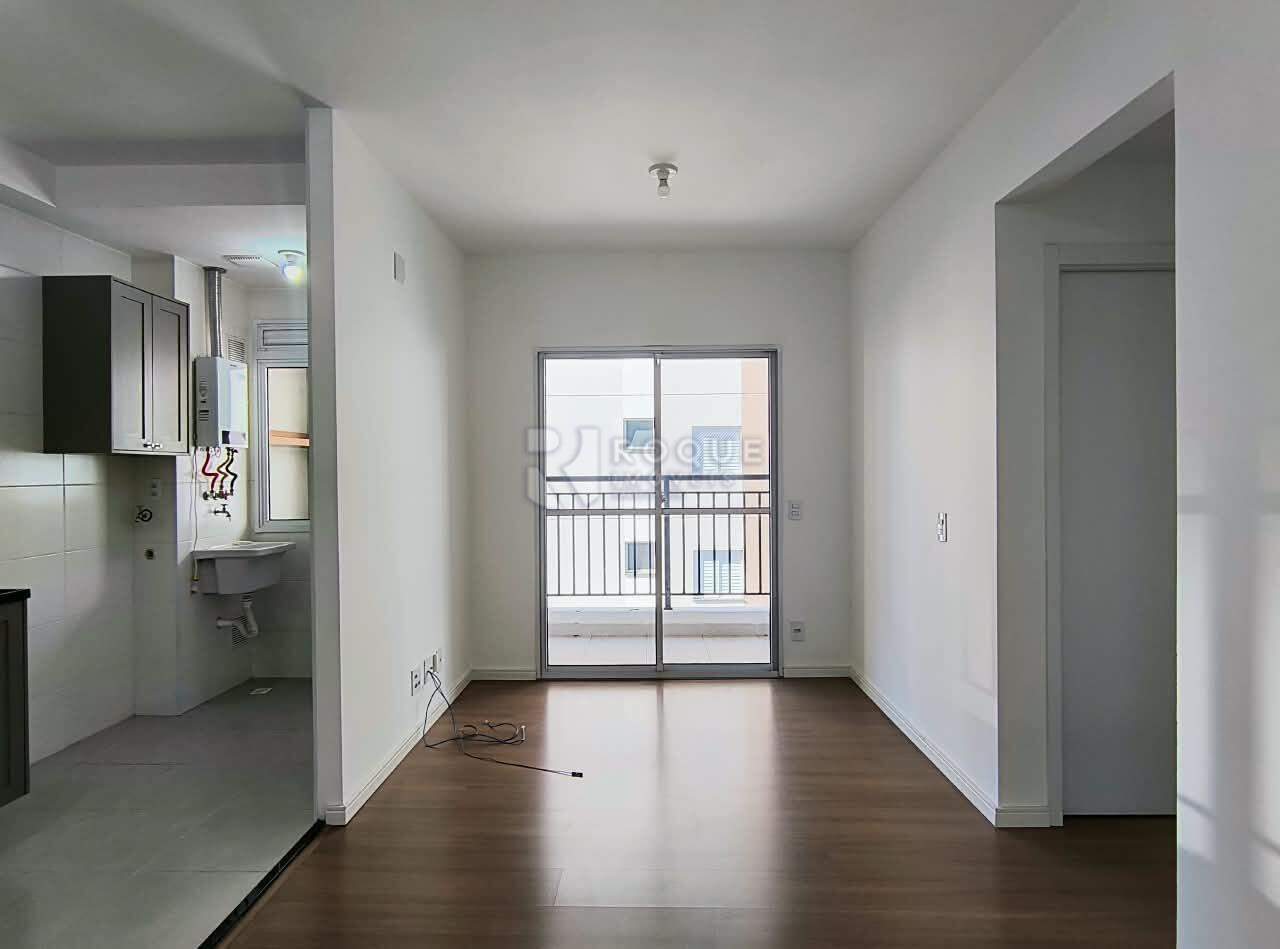 Apartamento para aluguel no bairro Jardim Santa Adélia: Sala