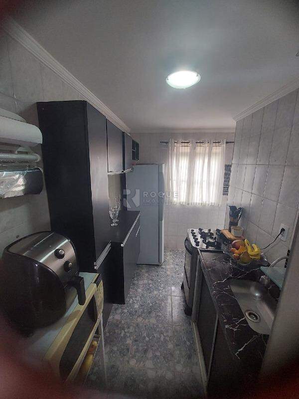 Apartamento para aluguel no bairro Jardim Olga Veroni: Cozinha