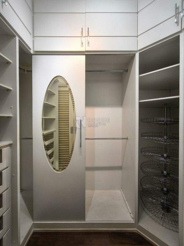 Casa em condomínio à venda no bairro Jardim Residencial Monsenhor Rossi: CLOSET SUÍTE 