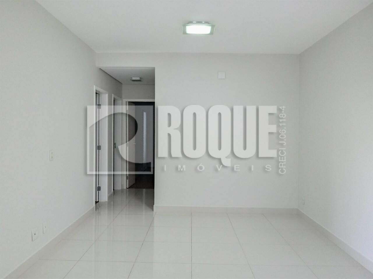 Apartamento à venda no bairro Desmembramento Oscar Antonio Breda: Sala
