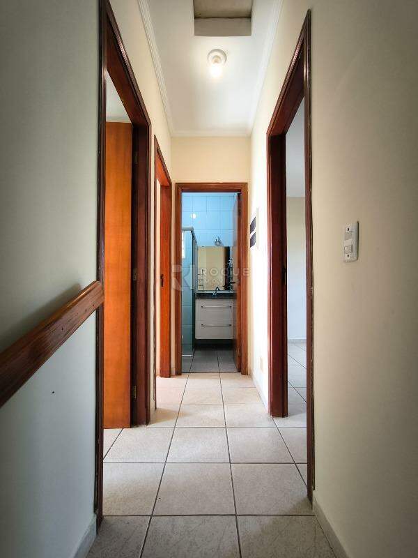 Casa em condomínio à venda no bairro Jardim Nossa Senhora de Fátima: PISO SUPERIOR