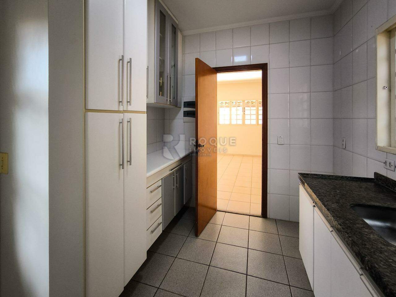 Casa em condomínio à venda no bairro Jardim Nossa Senhora de Fátima: COZINHA