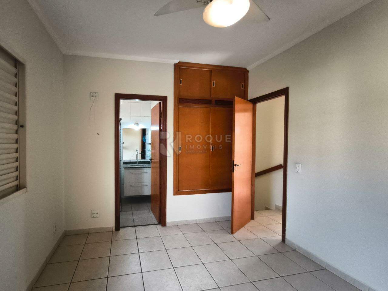 Casa em condomínio à venda no bairro Jardim Nossa Senhora de Fátima: SUÍTE