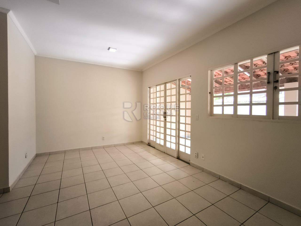 Casa em condomínio à venda no bairro Jardim Nossa Senhora de Fátima: SALA DE ESTAR