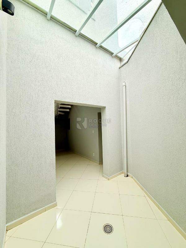 Casa Comercial para aluguel no bairro Jardim Senador Vergueiro: Recpção