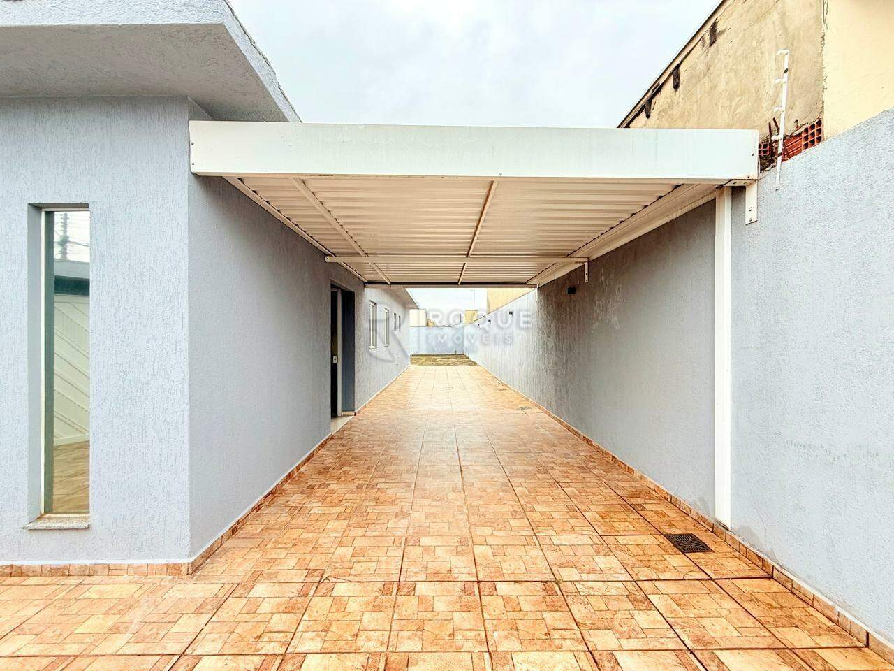 Casa Comercial para aluguel no bairro Jardim Senador Vergueiro: Garagem