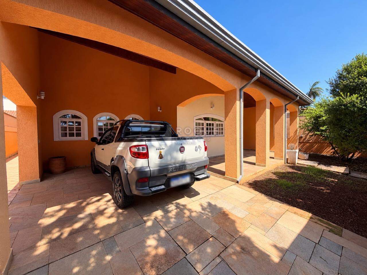 Casa Residencial à venda no bairro Jardim Residencial Monsenhor Rossi: GARAGEM/FACHADA