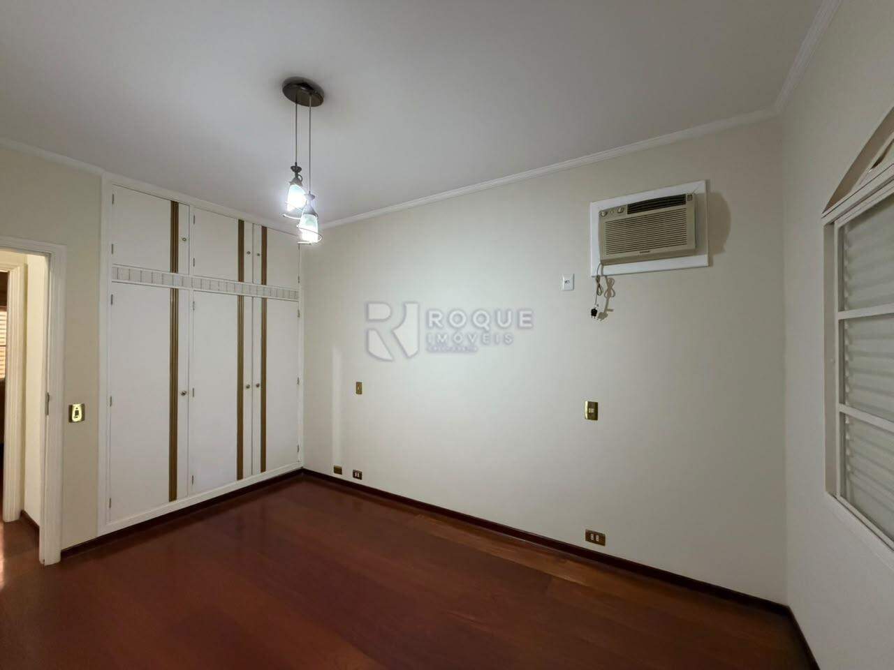 Casa Residencial à venda no bairro Jardim Residencial Monsenhor Rossi: SUÍTE 02