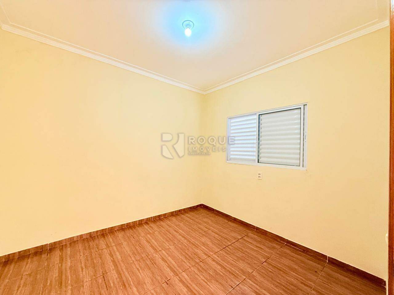 Casa Residencial para aluguel no bairro Jardim Boa Vista: Dormitório 01