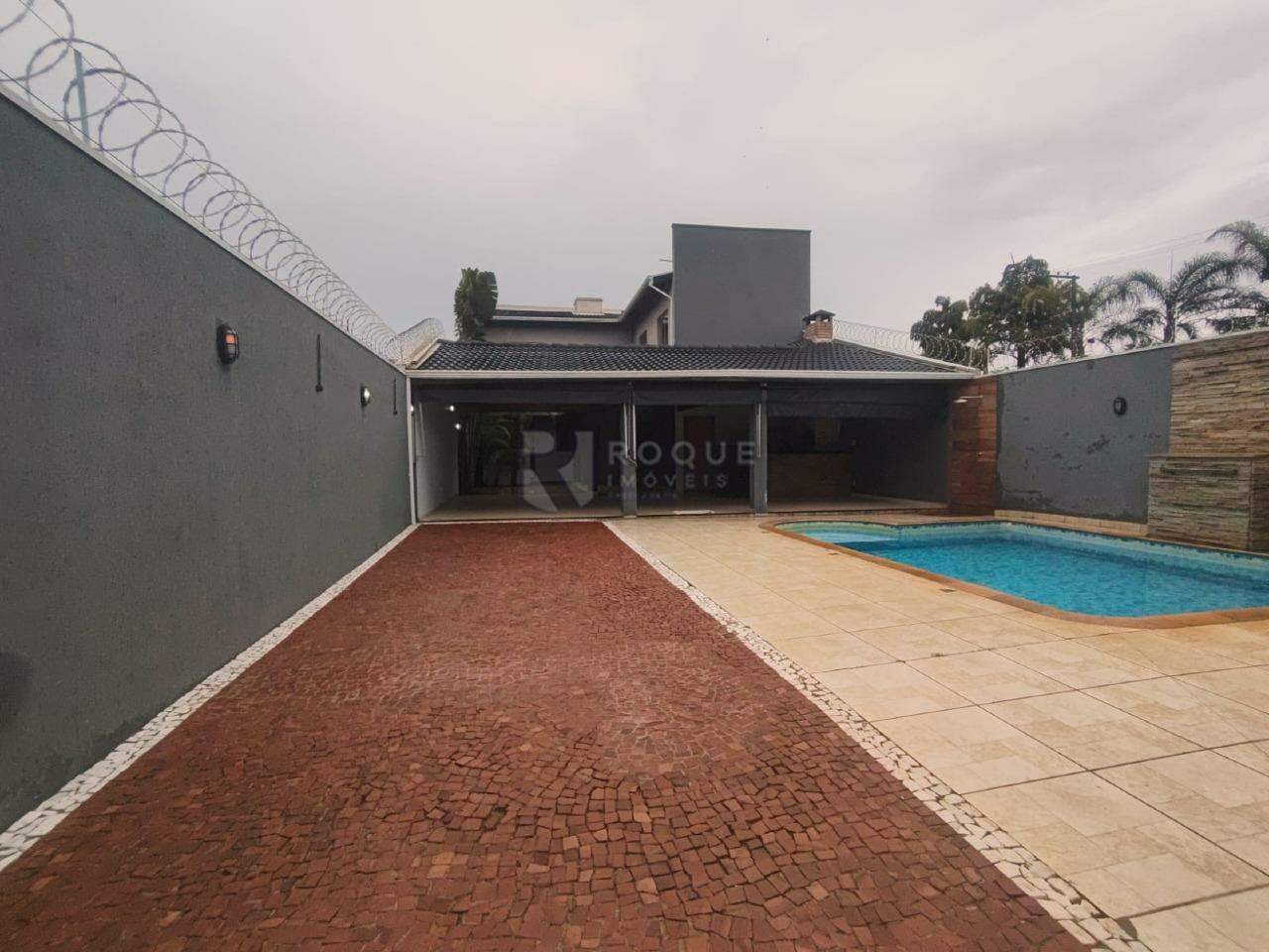 Casa Residencial para aluguel no bairro NOBREVILLE - RESD. - LIMEIRA/SP -: Quintal