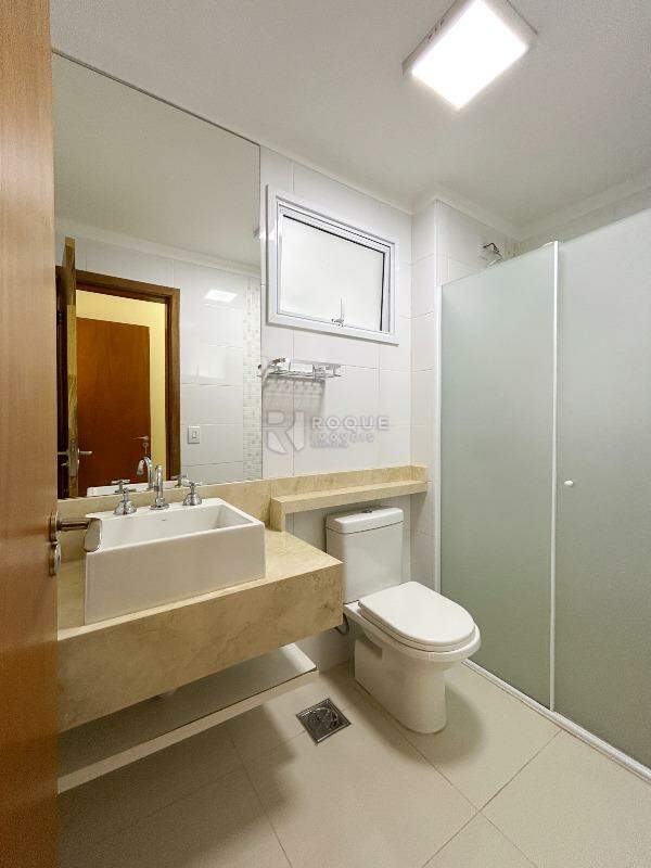 Apartamento para aluguel no bairro Centro: WC social