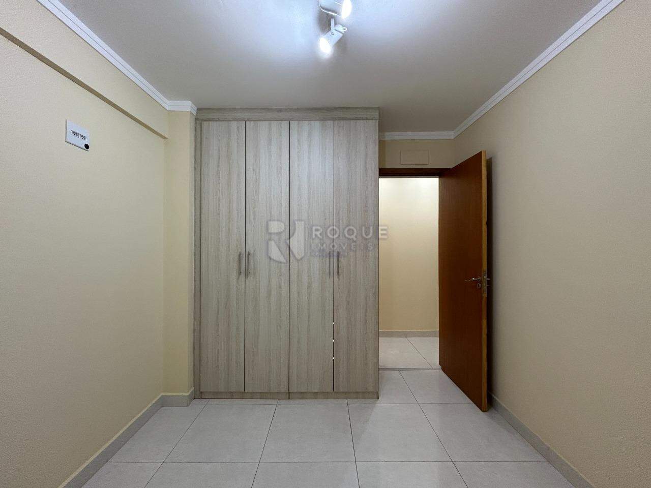 Apartamento para aluguel no bairro Centro: Dormitório 1