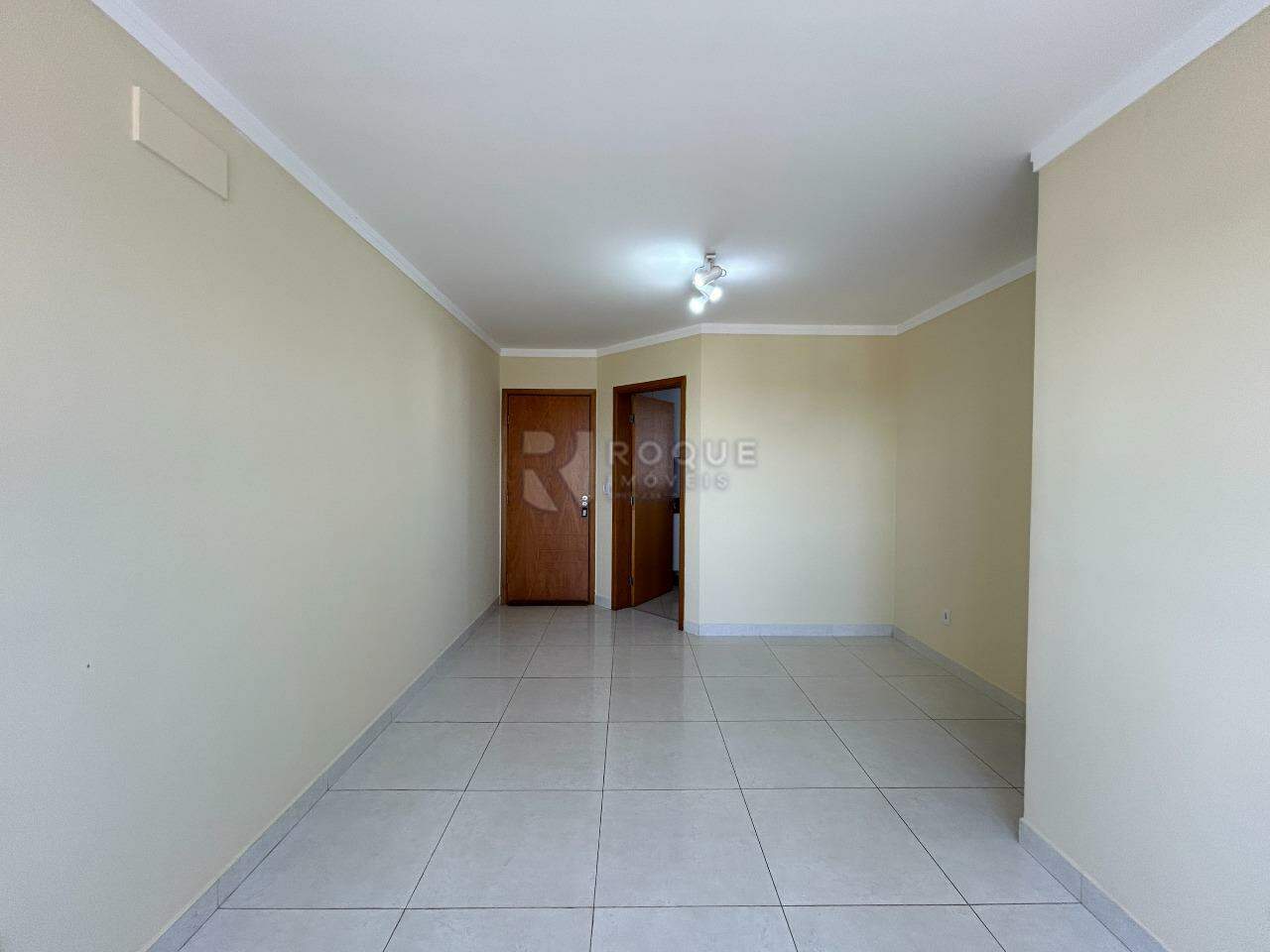 Apartamento para aluguel no bairro Centro: Sala