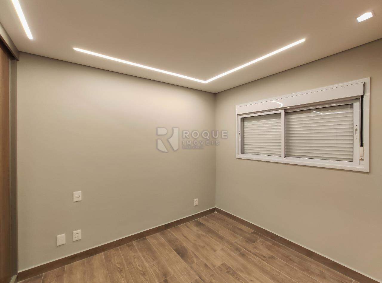 Apartamento à venda no bairro Vila Primavera: Dormitório 3 suíte