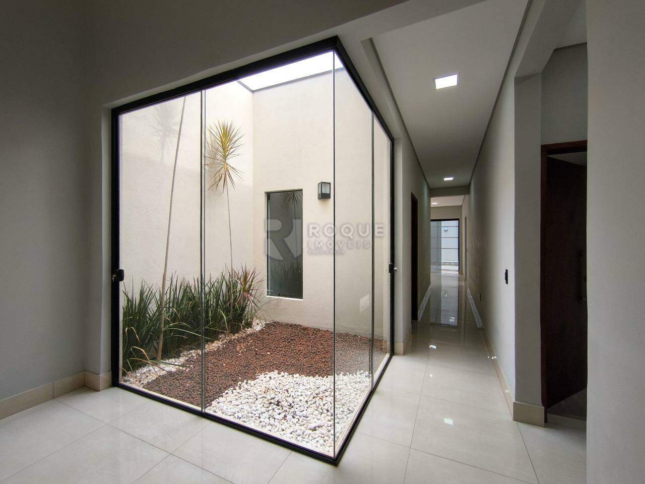 Casa em condomínio à venda no bairro Jardim Solar dos Nobres: JARDIM DE INVERNO